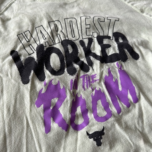 Under Armour tshirt - Picture 2 of 5